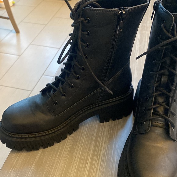 Steve Madden women Boots size 9 - Picture 5 of 7